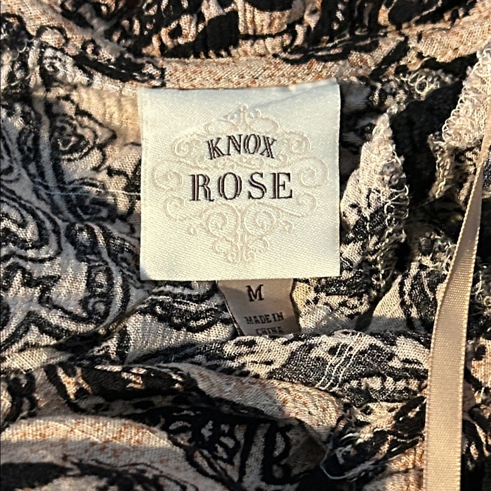Knox Rose Black and Cream Paisley Casual Dress - Picture 4 of 6